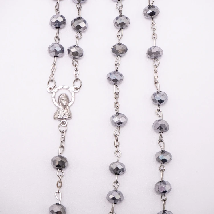 Rozaniec_srebrny_krysztalki_3.webp